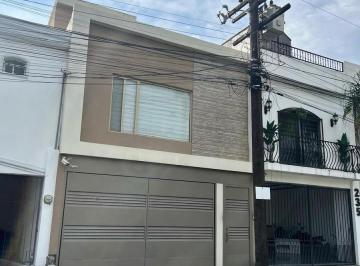 Casa · 183m² · 3 Recámaras · 1 Estacionamiento · Casa en Venta en Valle del Contry Guadalupe Nl