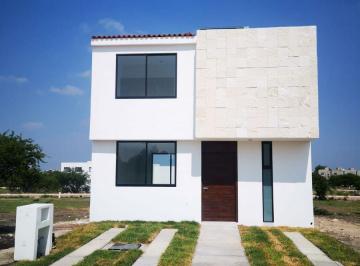 Terreno / Lote , El Marqués · Casa en Venta con Inquilino Para Inversionista