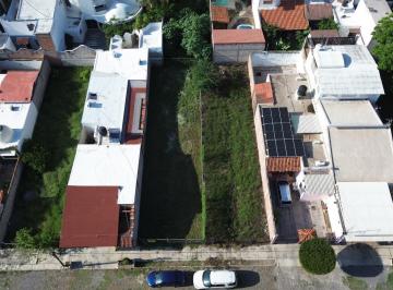 Terreno / Lote · 241m² · Terreno en Venta