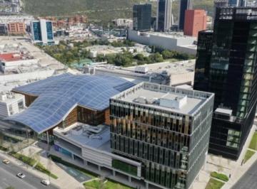 Local comercial · 77m² · Local en Renta en Zona de San Agustín