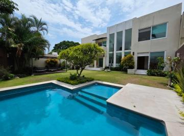 Casa de 3 habitaciones, Jiutepec · Casa con 500 m² de Terreno en Fraccionamiento con Vigilancia Las 24 Hrs.