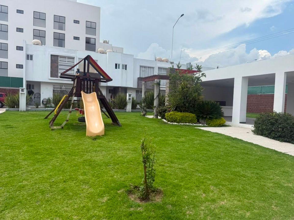 115 m² House with 2 Bedrooms for Sale in Cuautlancingo