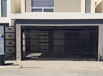 Casa de 3 habitaciones, Apodaca · Casa de 150 m² con 3 Recámaras en Renta en Cerradas de Santa Rosa