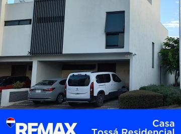 Casa · 185m² · 4 Recámaras · 2 Estacionamientos · Casa Tossa Residencial - (4)