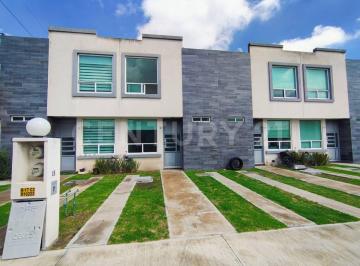 Casa · 86m² · 3 Recámaras · 2 Estacionamientos · Casa en Renta, Fracc. Mateli, Zona Outlet, Atras Vw, Ocotlan, Puebla