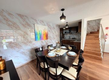 Casa de 3 habitaciones, Pachuca · ¡Tu Nuevo Hogar con Alberca!, Casa Club y Seguridad 24/7