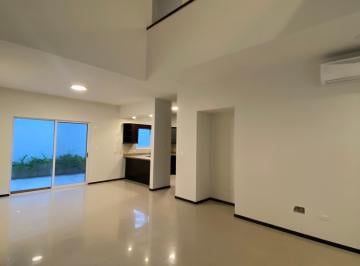 Casa de 3 habitaciones, Santa Catarina · Casa en Venta – Privada Acueducto, Santa Catarina, N. L.