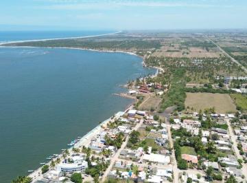 Terreno / Lote , Escuinapa · Terreno Frente Al Mar de 4 Has en Playa Las Lupitas Teacapán, Sinaloa.
