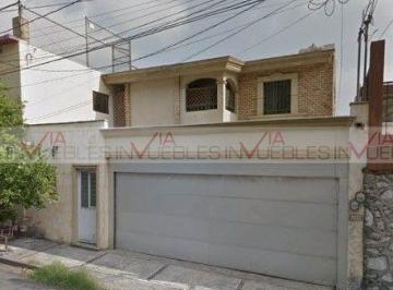 Departamento · 180m² · 2 Recámaras · 1 Estacionamiento · Departamento en Renta en Monterrey