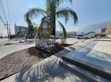 Local comercial · 120m² · 65 Estacionamientos · Local Comercial en Renta en Parque Industrial