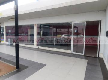 Local comercial · 60m² · 65 Estacionamientos · Local Comercial en Renta en Parque Industrial