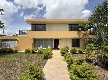 Casa de 4 habitaciones, Mérida · Casa en Renta en Colonia Miguel Alemán | Frente Al Parque | Amplios Espacios | Mérida, Yucatán
