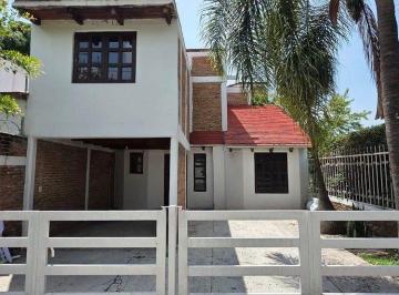 f672b1228c0c7f3a9bca8ebc5154851bf9f0bd940d00e26668a5b748446c8547 · Casa en Venta Arquitectura Tipo Campestre en La Tijera, Tlajomulco.