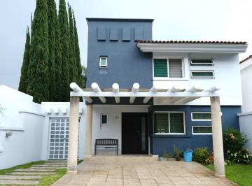 Casa en condominio de 3 habitaciones, Tlajomulco de Zúñiga · Casa en Venta en Bosques de Santa Anita
