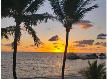 1 · Casa en Venta Cancun Frente Al Mar Zona Hoteler