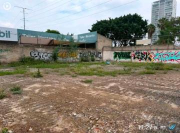 Terreno comercial · 511m² · Terreno en Av Vallarta. Excelente Para Inversión Para Proyecto Comercial o Vertical