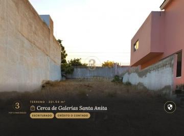 Terreno / Lote en Venta  Fraccionamiento Senderos de Monte Verde · Espacio de Sobra en Fraccionamiento con Lagos, Alberca y Casa Club