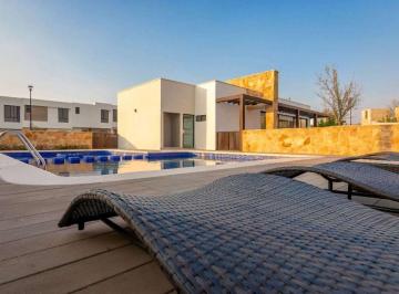 Casa en condominio · 93m² · 2 Recámaras · 2 Estacionamientos · Casa Nueva en Zakia con Casa Club y Amenidades.