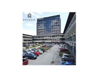Local comercial · 54m² · Local en Planta Baja Plaza Santa Isabel