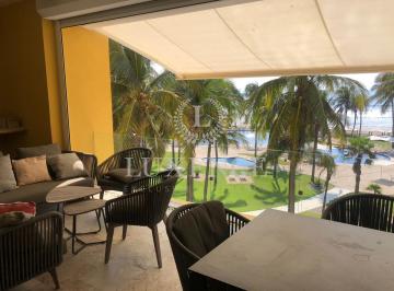 Casa · 344m² · 4 Recámaras · 2 Estacionamientos · Casa en Fraccionamiento y Club de Golf de Tres Vidas, Plan de Los Amates en Venta