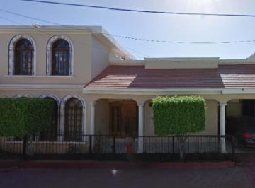 Casa de 4 habitaciones, Guaymas · Casa de 157 m² con 4 Recámaras en Venta en Guaymas Centro