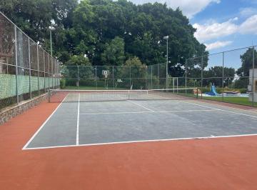 69d2513a3f2db52470d28ece146ed0513a087fa63ecac0d4382c8d9244f8de45 · Cancha de Tenis con Paso a Fairway Preciosa Vista Arbolada en Lomas de Cocoyoc