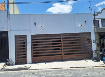 Casa de 3 habitaciones, Guadalupe · Casa Remodelada en Venta Colonia Rincon de Guadalupe en Guadalupe Nl