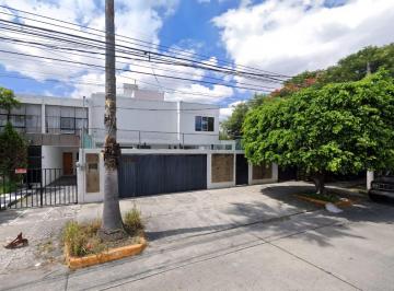 Casa de 4 habitaciones, Zapopan · Casa en Venta en Jalisco