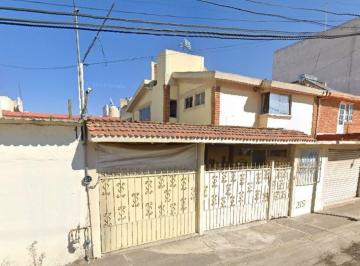 Casa de 3 habitaciones, Toluca · Excelente Oportunidad Casa en Venta en Toluca
