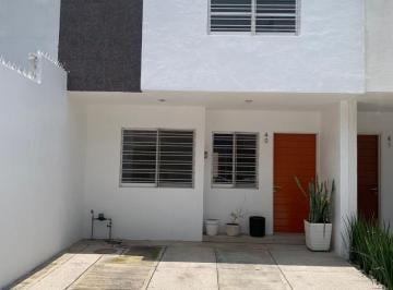 Casa de 3 habitaciones, San Pedro Tlaquepaque · Casa en Renta en Cerro del Tesoro, Tlaquepaque, Jalisco.