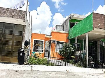 Casa de 1 habitación, Solidaridad · Casa de 90 m² con 1 Recámara en Venta en Misión Las Flores