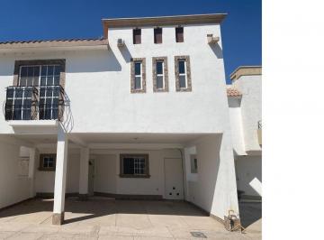Casa · 215m² · 4 Recámaras · 3 Estacionamientos · Casa en Venta en Residencial Senderos, Torreon, Coah.