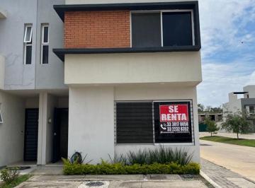 Casa en condominio de 3 habitaciones, Zapopan · Casa en Renta en Abie Residencial
