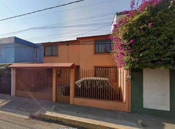 Casa de 3 habitaciones, Ecatepec de Morelos · Casa en Venta en Ecatepec en Colonia Bosques de Ecatepec