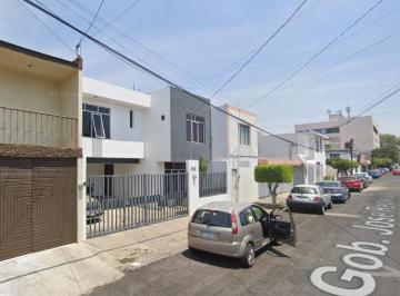 Casa en Venta de 4 habitaciones Nueva Chapultepec · Venta de Casa en La Colonia Nueva Chapultepec en Morelia Michoacan