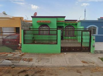 Casa de 2 habitaciones, Culiacán · Casa en Valle Alto, Culiacán Rosales, Sinaloa.