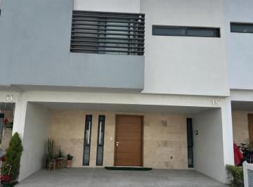 Casa de 3 habitaciones, San Pedro Tlaquepaque · Casa en Renta – Tossa Residencial, San Pedro Tlaquepaque