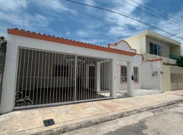 Casa de 2 habitaciones, Saltillo · Casa en Renta en La Noria