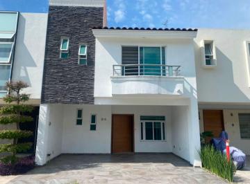 Casa de 3 habitaciones, Zapopan · Casa en Renta Zona San Isidro Zapopan
