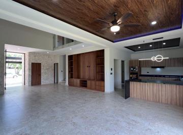 Casa de 4 habitaciones, Cancún · Casa en Venta “lagos del Sol”
