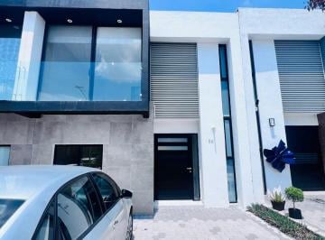 Casa de 3 habitaciones, Querétaro · Oportunidad! Venta Casa en El Refugio - Nuevo Queretaro
