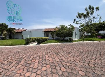 Casa en condominio · 171m² · 4 Recámaras · 2 Estacionamientos · Renta Casa Fraccionamiento Colinas de Santa Fe