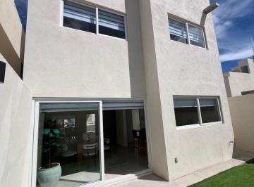 Casa en condominio de 3 habitaciones, El Marqués · Casa en Venta en Zibatá, Querétaro | Roof Garden, Jardín Privado y Exclusivas Amenidades