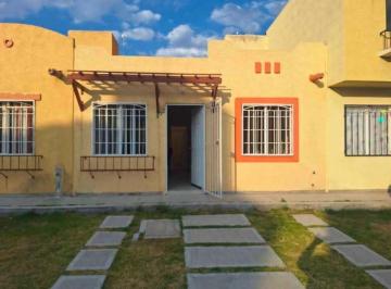 Casa de 2 habitaciones, Pachuca · Casa en Renta con 2 Recámaras en Real Toledo Semiamueblada