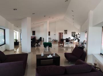 Local comercial , Cuernavaca · Local Comercial Grande, con Baños y Oficina Gerencial, en Importante Plaza Comercial de Cuernavaca