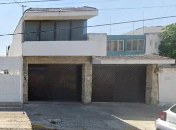 Casa de 3 habitaciones, Puebla · Venta de Casa en Jardines de San Manuel en Puebla