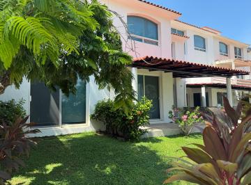 Casa de 3 habitaciones, Acapulco de Juárez · Casa de 169 m² con 3 Recámaras en Venta en Granjas del Marqués, Acapulco Diamante
