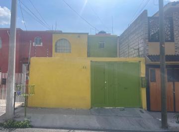 Casa de 3 habitaciones, Corregidora · Gran Ubicacion
