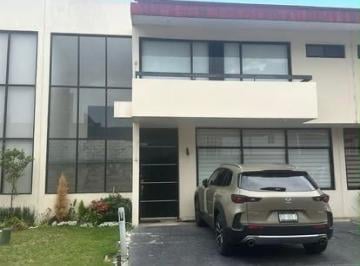 Casa · 185m² · 3 Recámaras · 2 Estacionamientos · Casa en Agrícola Lázaro Cárdenas