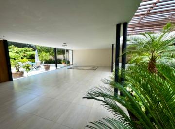 Casa de 4 habitaciones, Huixquilucan · Venta Casa en La Mejor Zona de Bosques de La Herradura, con Amplio Jardín.
